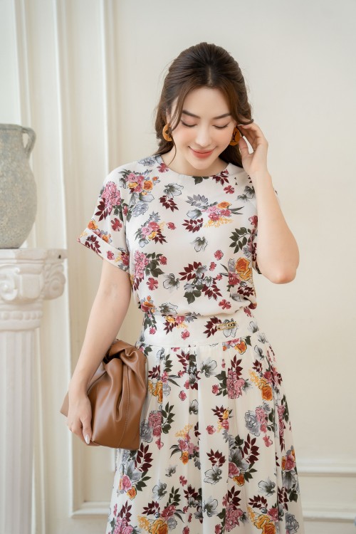 Sixdo Cream Floral Silk Top (Áo nữ)